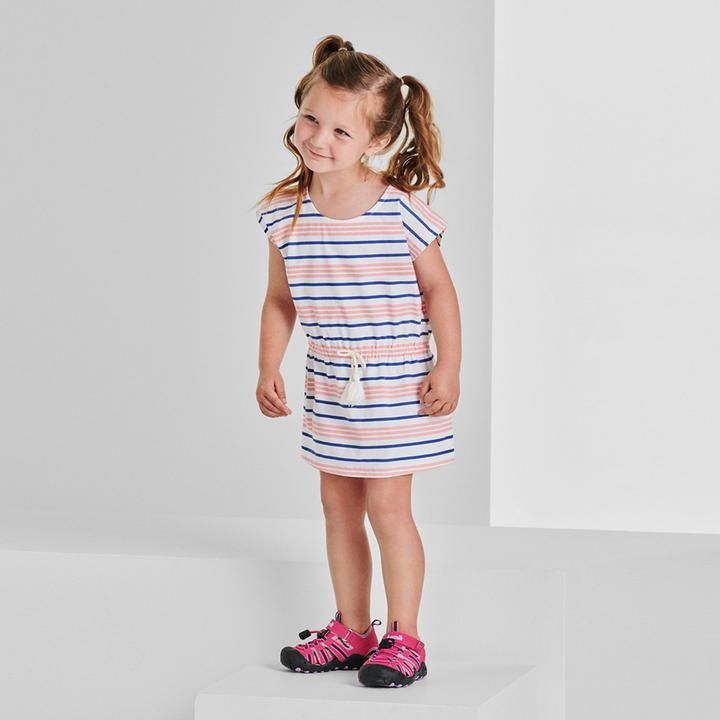 Kamik Crab Closed Toe Sandals