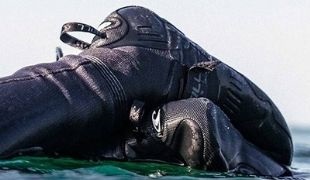 Wetsuit Boots & Wetsuit Gloves & Hoods